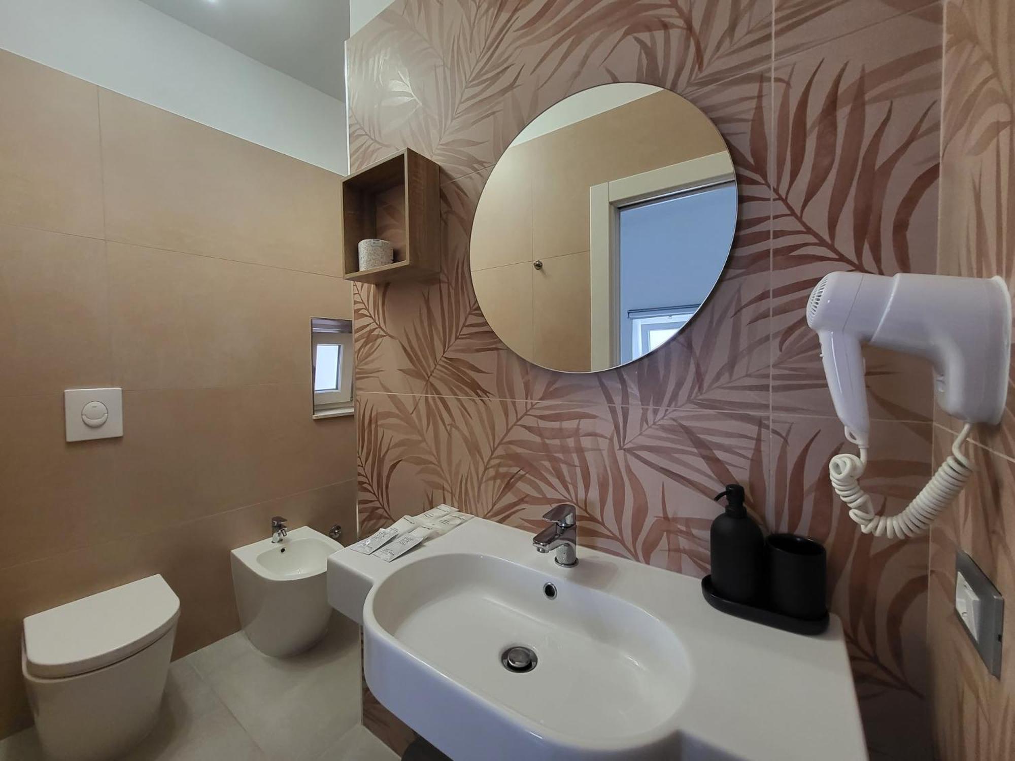 B&B Tra Le Vie Del Borgo Vieste Zimmer foto